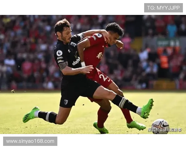 蒂尔诺巴里对曼联的14次成功争顶创下本赛季英超单场新纪录